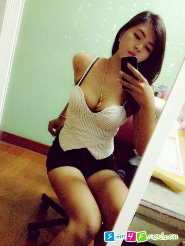 แคปชั่นไม่มี สามีก็เช่นกัน !!!! 
อารมณ์โดนหลอก