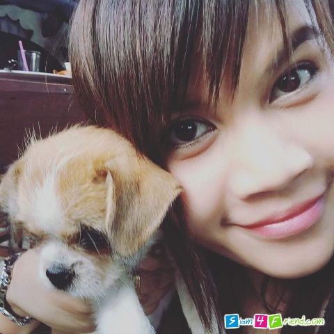 ยิ้มยิ้ม....