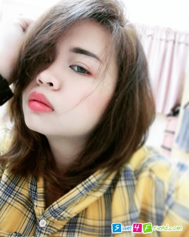 เลสเบี้ยนนี้ก็ลำบากนะ  เวลามอง ผญ   เขาก็ว่าหาเรื่อง  😂😂😂  จริงๆคือเธอสวยเราเลยมอง 😍