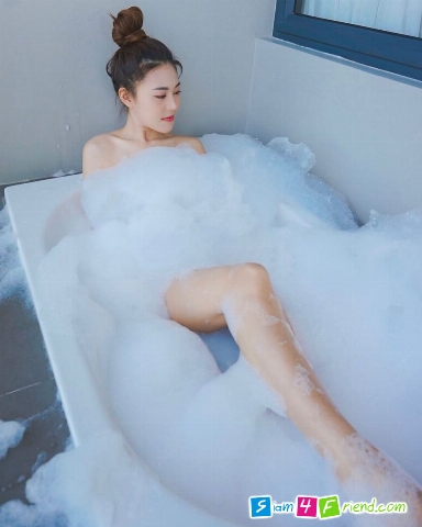 เบื่อแล้วความร้อน เมื่อไหร่จะเจอความรักบ้างอะ