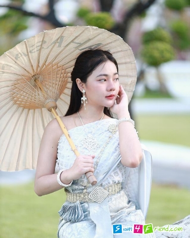 เป็นคนขี้อ้อน ที่ไม่รู้จะอ้อนใคร